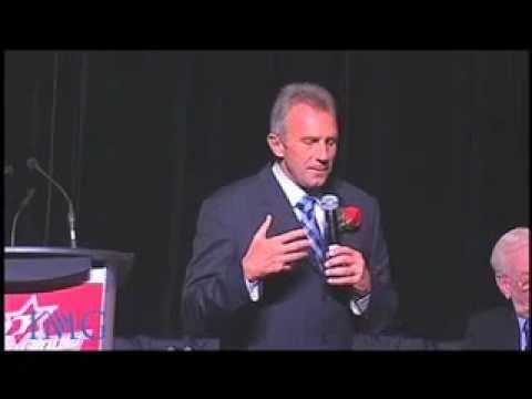 IMG Speakers Presents: Joe Montana - Legendary NFL Quarterback
