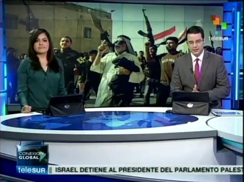 Fuerzas kurdas chocan contra terroristas de Daésh