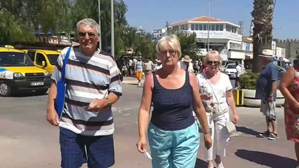 Kuşadası Port and Center  - Turkey   (by Çağlar)