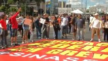 Rio police stop protesters from reaching world cup arena