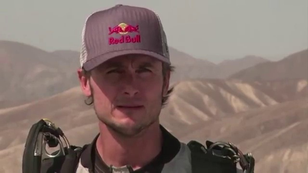 Wingsuit Skydiving //  Nazca Lines Peru ( EDGEsport )