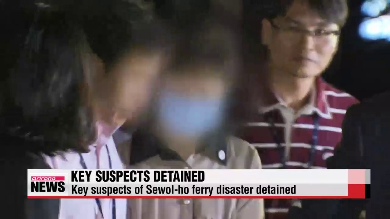 Sunken ferry owner's close aides deny charges as trial opens