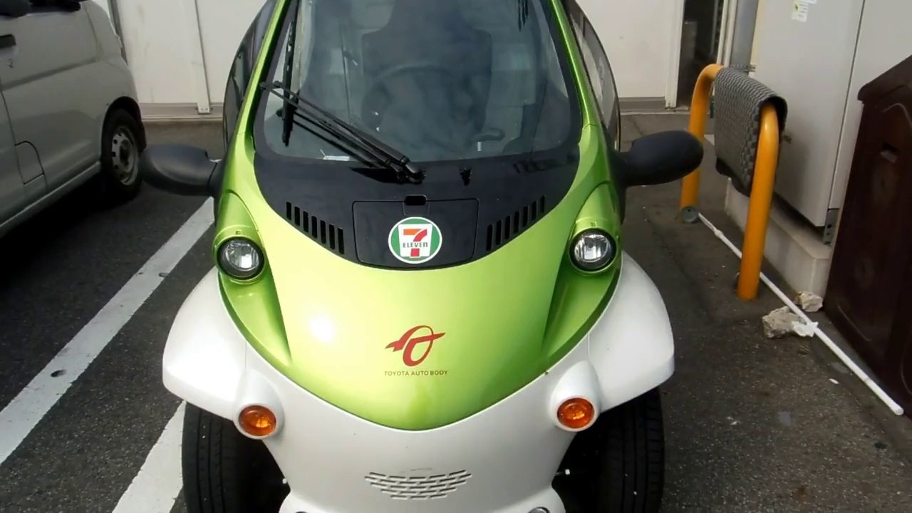 Tiny Japanese Electric Car!