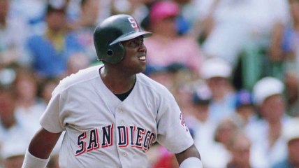 Tony Gwynn, 'Mr. Padre,' dies at 54
