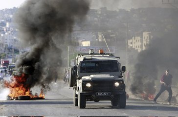 Video herunterladen: Accrochages entre l'armée israélienne et Palestiniens en Cisjordanie