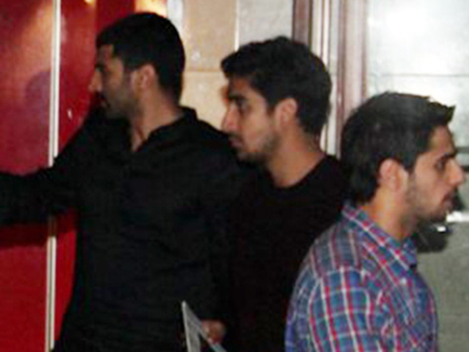 Aditya Roy Kapoor Siddharth Malhotra Fights For Shraddha Kapoor