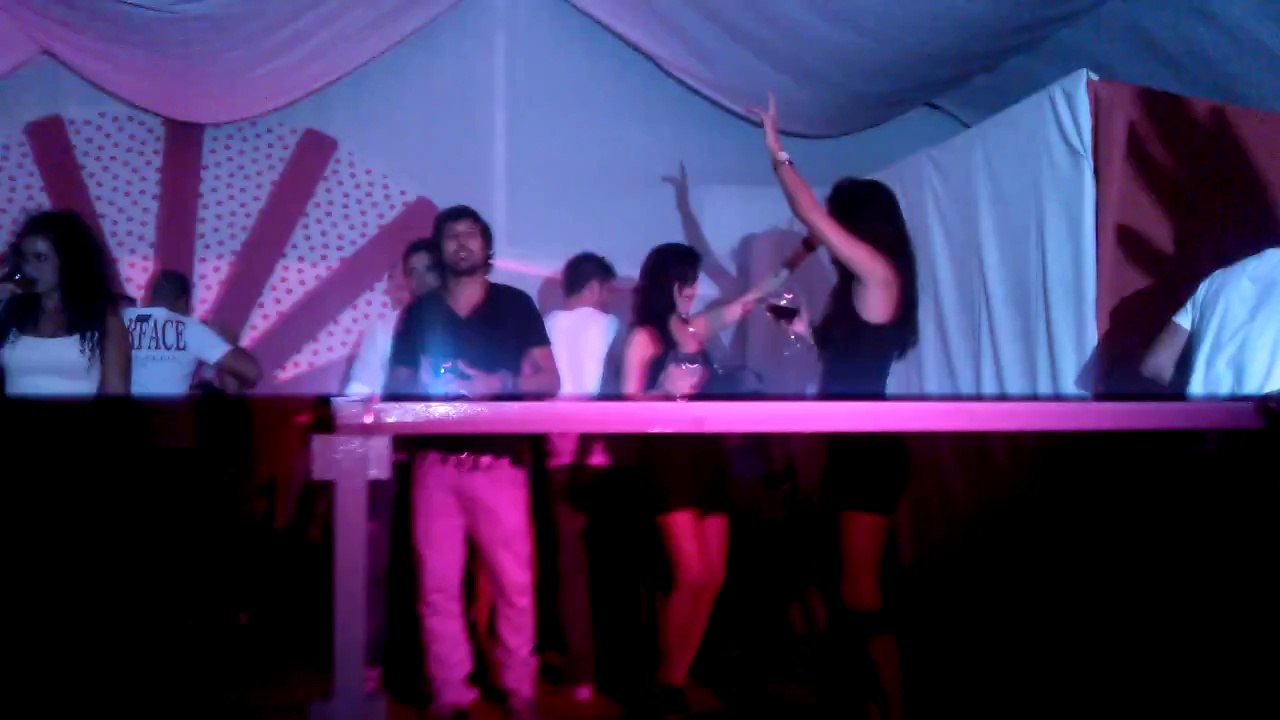 LOS NIÑOS EN LA CASETA DE LOS PIJOS 4-09-12 PARTE 2