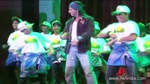 Shah Rukh Khan celebrated Father's Day - Live Dance Performance