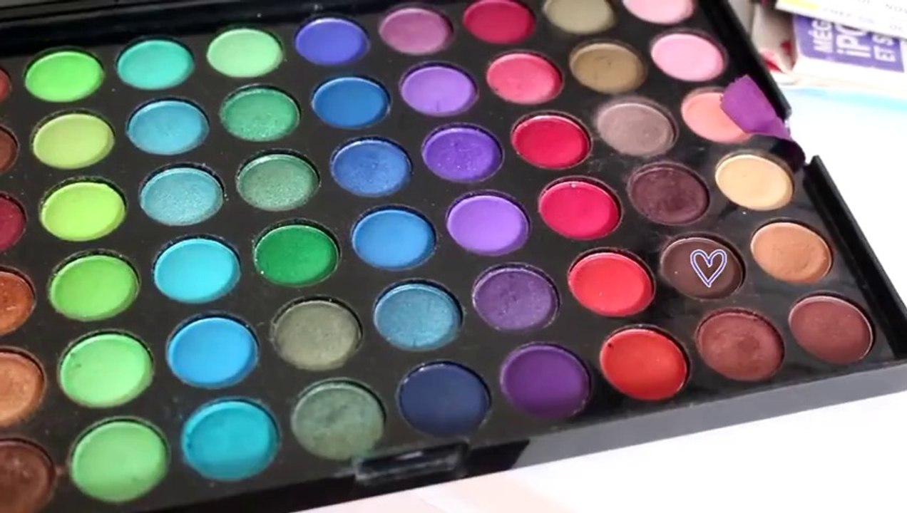 Maquillage pour les yeux bruns - marrons