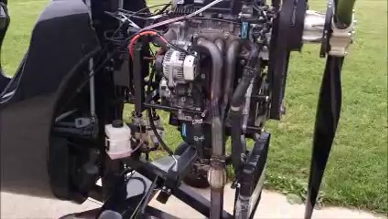 Autogire ELA avec son moteur Ecoyota 120 HP