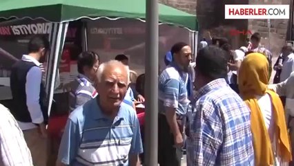 Kayseri'de Kadınlara Özel Pembe Tramvay İçin İmza Kampanyası Başlatıldı