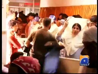 Police, Protestors Clash Outside Minhajul Quran Secretariat -17 Jun 2014