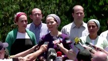 Israël: réunion des familles des trois jeunes enlevés