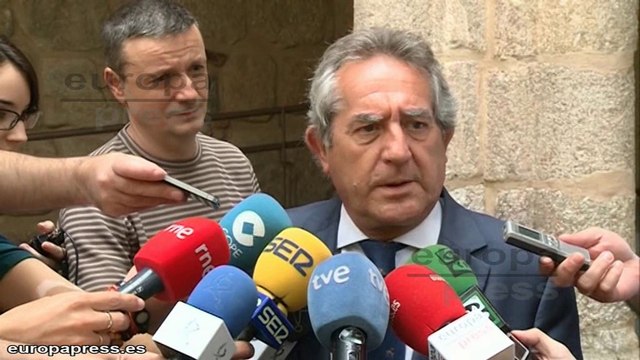 José Antonio Monago reestructura su gobierno