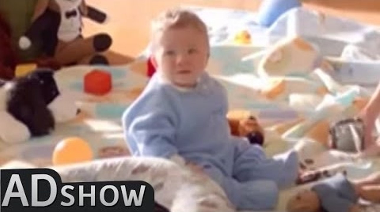 Acrobatic baby: crawling or doing the worm?