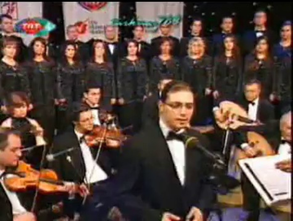 Suat GÜNEY-Tadı Yok Sensiz Geçen Ne Baharın Ne Yazın