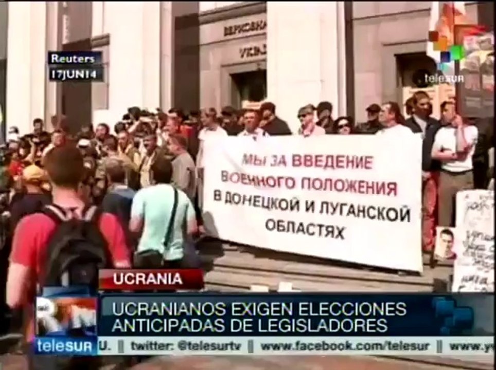 Manifestantes exigen comicios anticipados en Ucrania