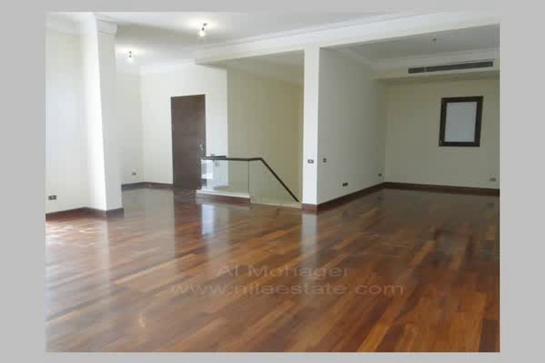 فيلا نصف مفروشة بحمام سباحة خاص للإيجار بغرب الجولف القاهرة الجديدة