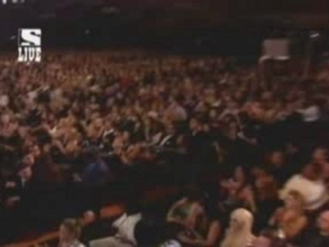 Fall Out Boy - This Ain't A Scene, It's