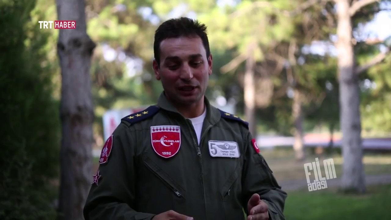 KIRMIZI BEYAZ 4.BÖLÜM _ TÜRK YILDIZLARI BELGESEL  (HD)