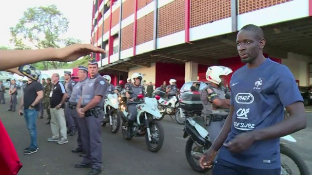 Mondial: séance légère et à la carte pour les Bleus