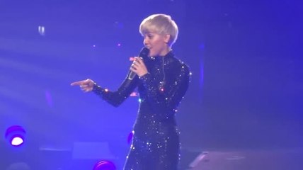 Un ordre de restriction accordé à Miley Cyrus contre un fan obsédé