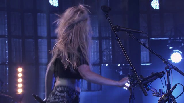 Ellie Goulding 'Anything Could Happen' 공연