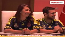 Fanatik çift, nikah masasına Fenerbahçe formasıyla oturdu -
