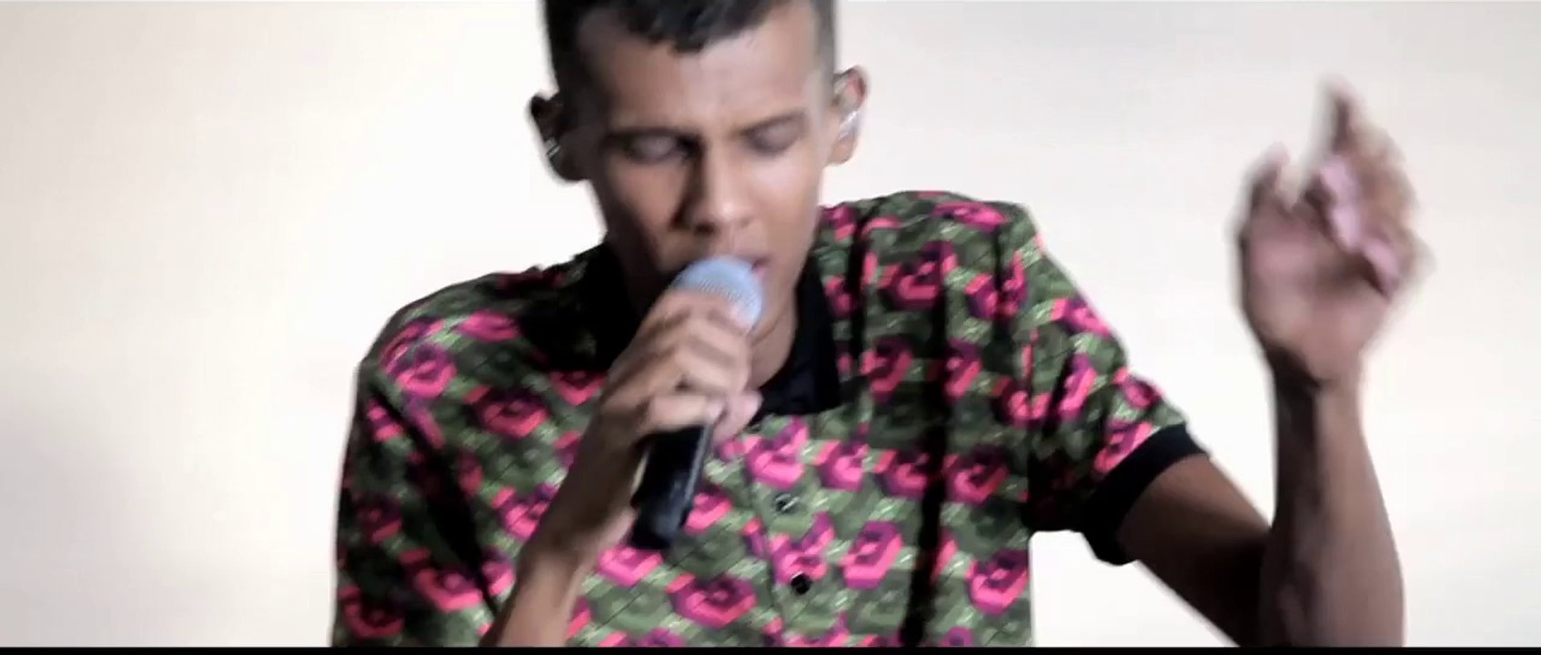 Stromae - Alors On Danse - Live Deezer Session