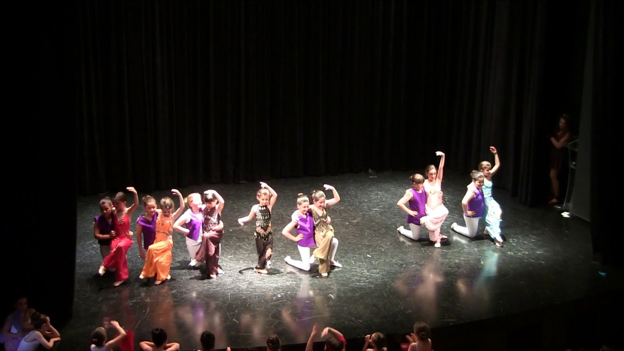 Aladdín - Festival Fin de Curso Las Zapatillas Rojas 2014