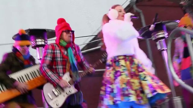 Замечательный Сосед-кавер группа Стиляги Бэнд, Сад Эрмитаж 2012