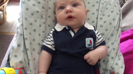 Bébé sourires
