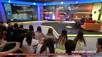 Alpay Özalan Bana Bi Kılıç Verseler Yardırırdım Dedi