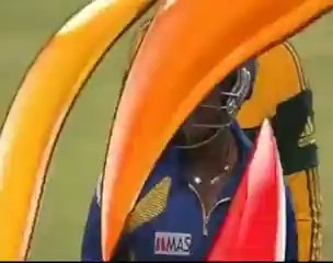 Thisara Parera Hits 35 Runs in One Over