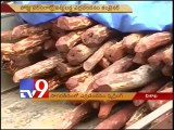 Red sanders worth Rs 3 Cr seized in Vizag, 2 held