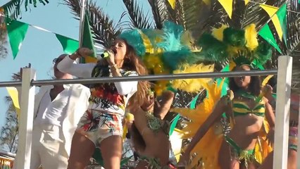 Maksim Chmerkovskiy Thinks J.Lo is Already 'Too Over-the-Top'