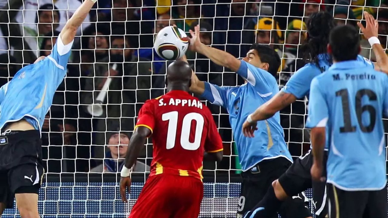 WM 2014: Suarez-Handspiel nicht vergessen