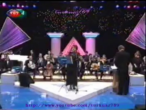 Suna BATIGÜN KONAKÇI-Şu Göğsüm Yırtılıp Baksan Dikenler Aynı Güldendir