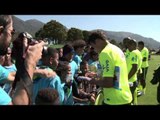 Crianças da UNICEF visitam a Granja e recebem o carinho dos jogadores