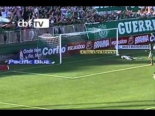 Palmeiras empata mas segue na liderança da Série B