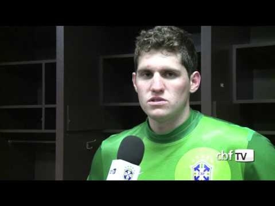 Rafael: uma estreia de respeito no gol