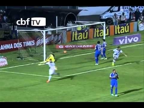 Cruzeiro vence o Botafogo e dispara. Veja os gols da Série A