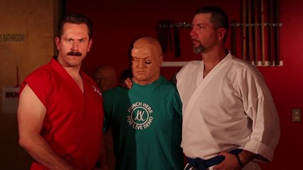 100 Ways to Attack the balls of a guy! Hilarious...