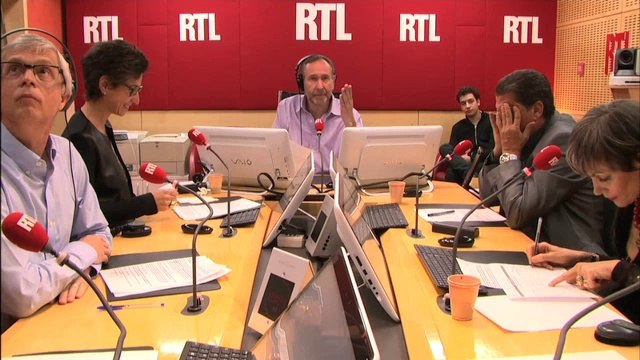 Florence Foresti, Maxim Chattam et Karin Viard dans Laissez-vous tenter du 19 juin 2014