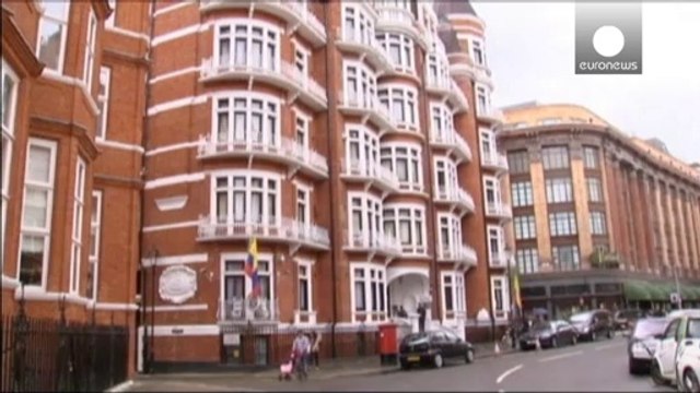 Julian Assange calls on US to drop Wikileaks investigation after two years in Ecuador embassy