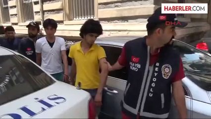 Asmalı Mescit'te Kadına Kapkaç Anı Kamerada...