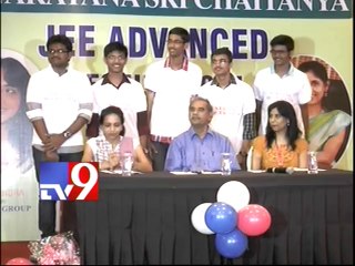 Sri Chaitanya and Naraya students sweeps in IIT-JEE results