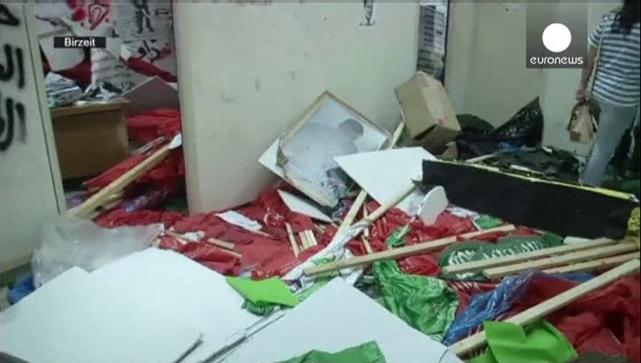 Israel accused of collective punishment of Palestinians in search for missing teenagers