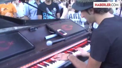 Taksim piyanistinden Soma konseri -
