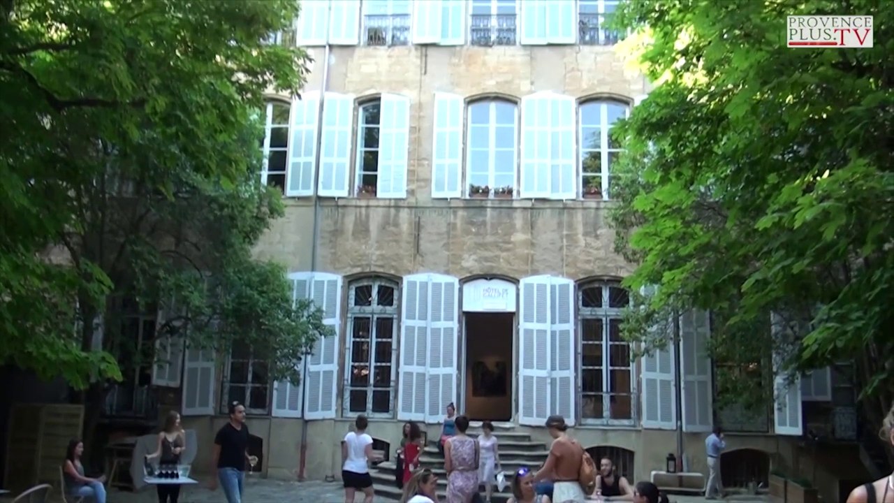 You Art Different : maison d'édition d'objets revisités par des artistes